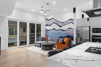 2109 Mcgowen St Unit ID1244934P, Houston, TX 77004