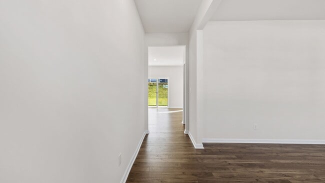 1606 Yarrow Ln, Lyman, SC 29365 - photo 2