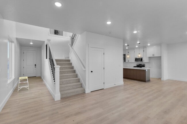 1585 W Silver Canoe Way, Logan, UT 84321 - photo 3