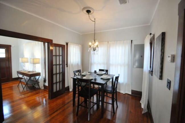 408 NE 3rd Ave unit ID1359130P, Gainesville, FL 32601 - photo 4