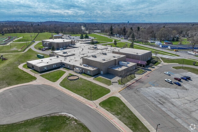 Watervliet Middle School teachers have a  B rating on Niche.