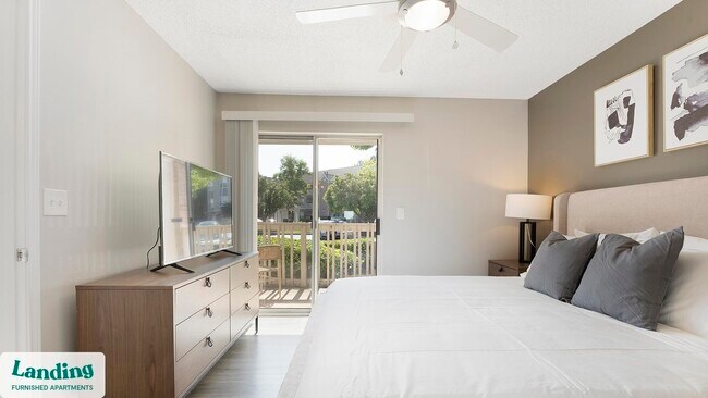 5001 Willowgate Loop unit 2-2405.1413621, Tice, FL 33905 - photo 5