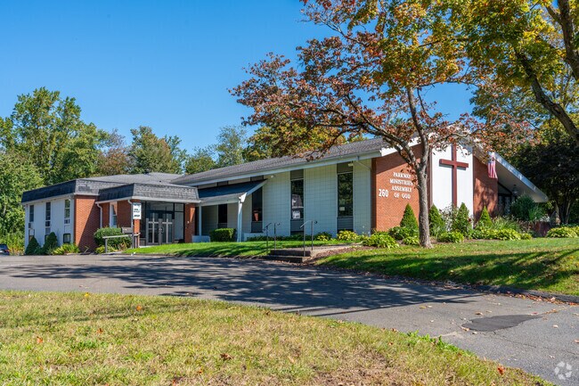 Parkway Christian Academy is a top choice school for students located in Broad River.