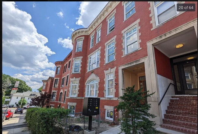 14 Mount Hood Rd unit 1, Brighton, MA 02135 - photo 3