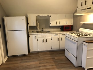 1105 1st St NW Unit B, Faribault, MN 55021