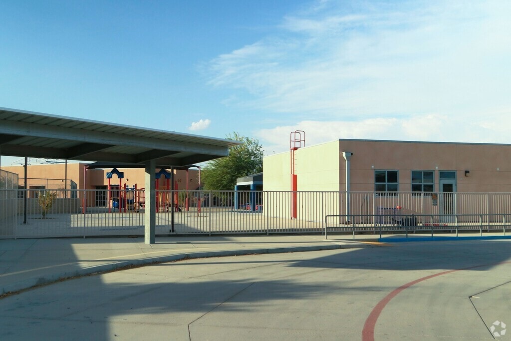 Welcome to Las Palmitas Elementary School in Outer Riverside County.