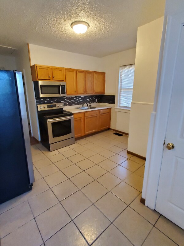 8414 Midland Blvd, Saint Louis, MO 63114 - photo 5