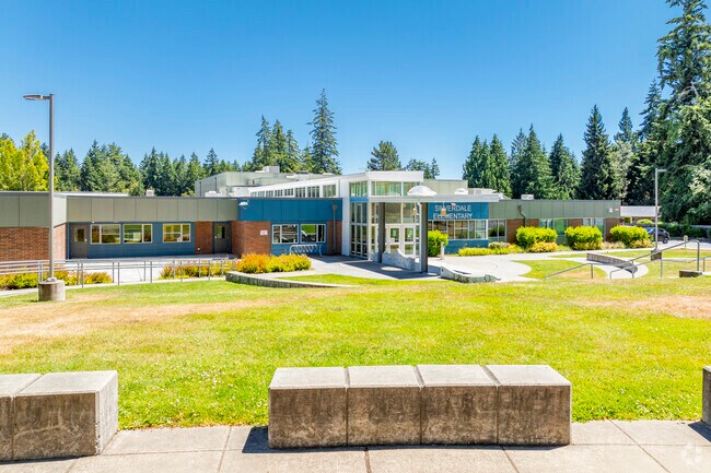 Niche.com gives Silverdale Elementary School an overall rating of B.