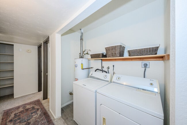 785 E Country Club Dr, Benson, AZ 85602 - photo 2