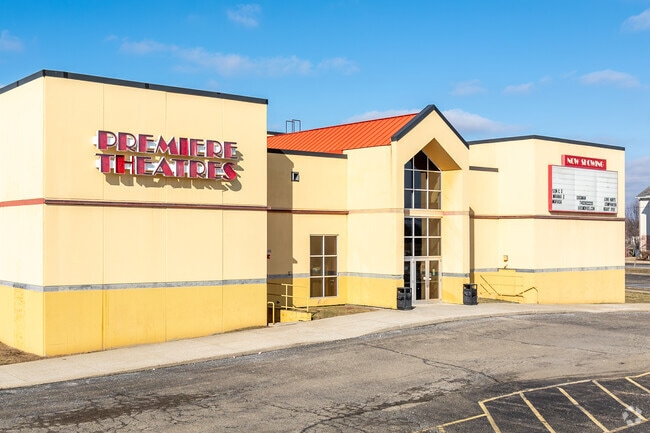 Howard is close to Premiere Theater, a venue offering a diverse selection of films.