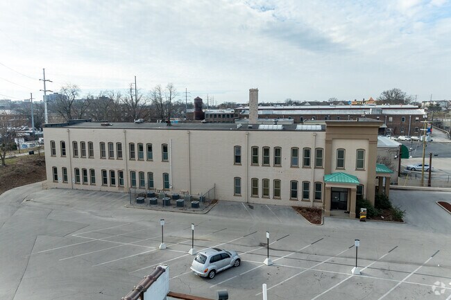 Montessori High School in Lexington, Kentucky serves 12 students in grades 9-12.