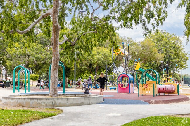 Veterans Memorial Park in Culver City features a large playground for kids to explore.