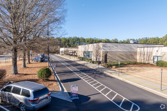 Simonton Elementary School is one of the top rated schools in the community.