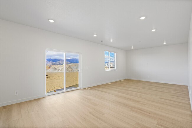 3481 N Browning St, Eagle Mountain, UT 84005 - photo 4