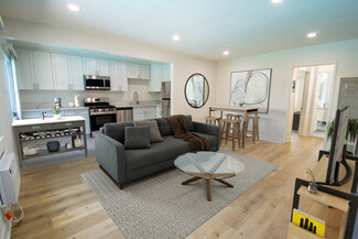 1625 N Laurel Ave, Los Angeles, CA 90046