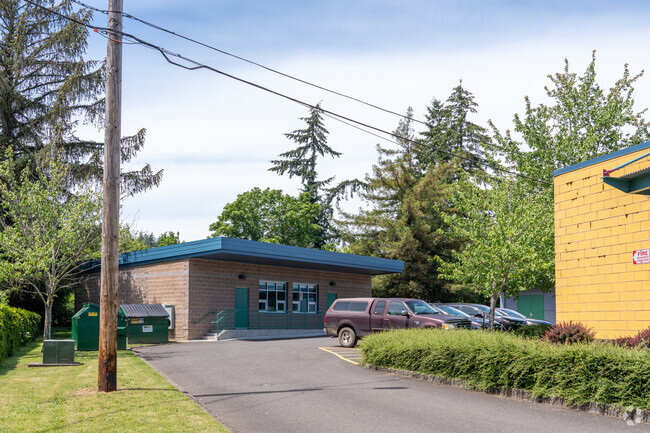 West Powellhurst Elementary School 01