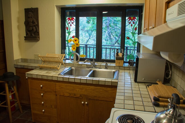 2567 N Fitch Mountain Rd unit 2, Healdsburg, CA 95448 - photo 2