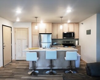 3850 Sunnyside Dr W, La Crosse, WI 54601