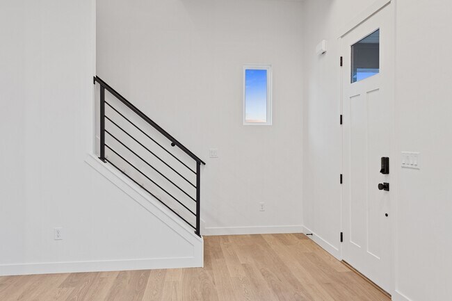 7009 W Lake Ave, South Jordan, UT 84009 - photo 5