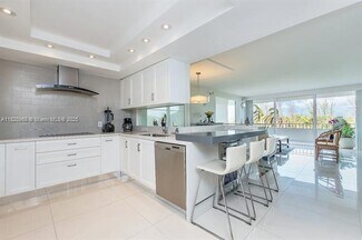 155 Ocean Lane Dr, Key Biscayne, FL 33149