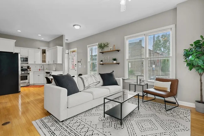 950 N 6th St, Columbus, OH 43201 - photo 2