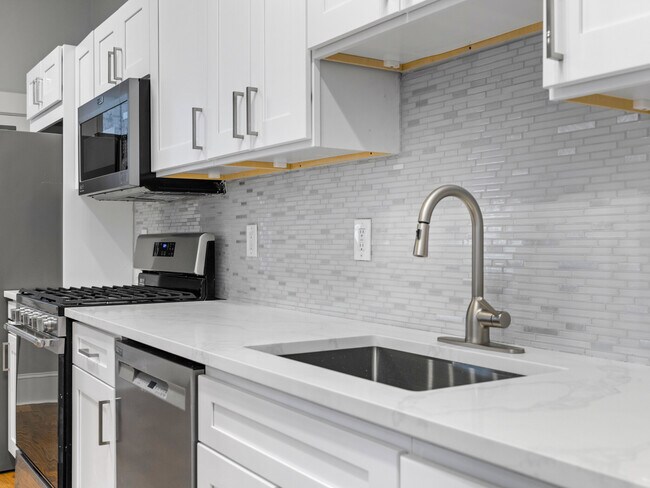 177 Rindge Ave unit 2L, Cambridge, MA 02140 - photo 7