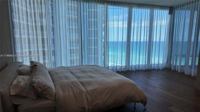 Porsche Design Tower unit 905, Sunny Isles Beach, FL 33160 - photo 6