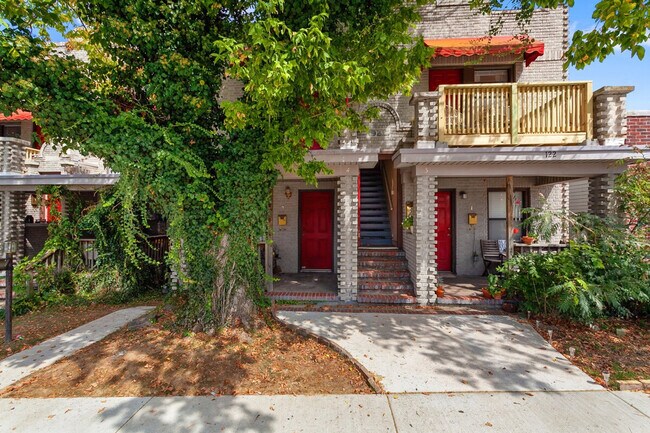 110 W Meadow St unit FL2-ID1221801P, Fayetteville, AR 72701 - photo 6