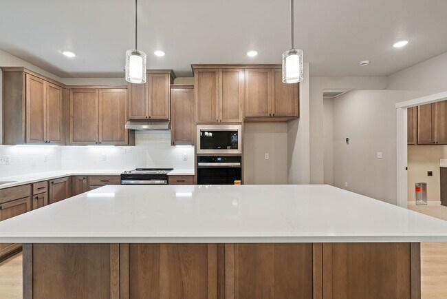 709 N Thrush Ct, Moses Lake, WA 98837 - photo 5