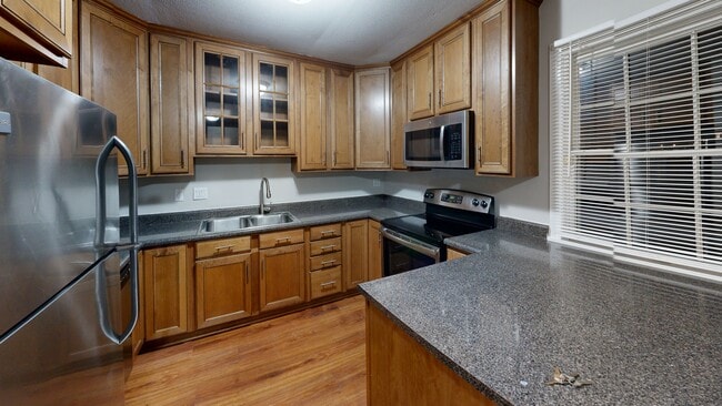 197 Lexington Rd, Schwenksville, PA 19473 - photo 2