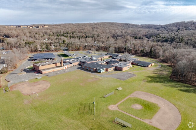 Rochambeau Middle School at 100 Peter Road in Southbury, CT.