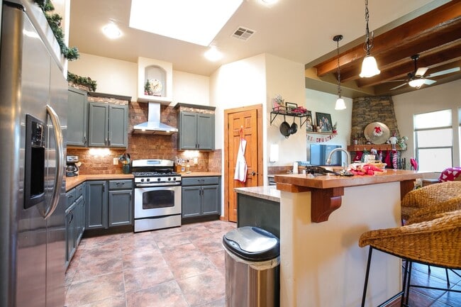 407 Coronado Dr, Alamogordo, NM 88310 - photo 6