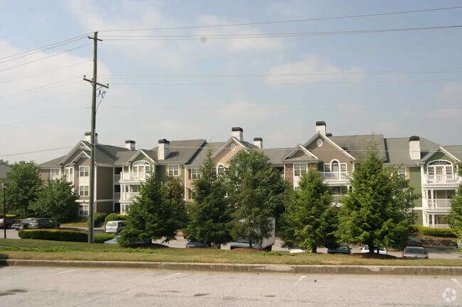 Crestmark Apartments