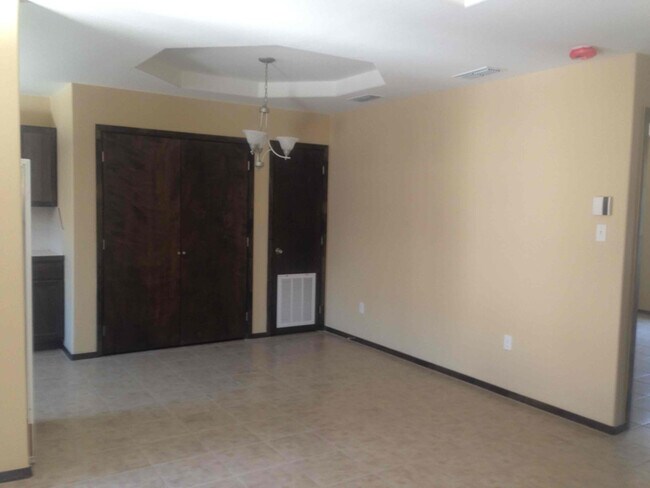 614 San Antonio Ave unit 8, Mission, TX 78572 - photo 6