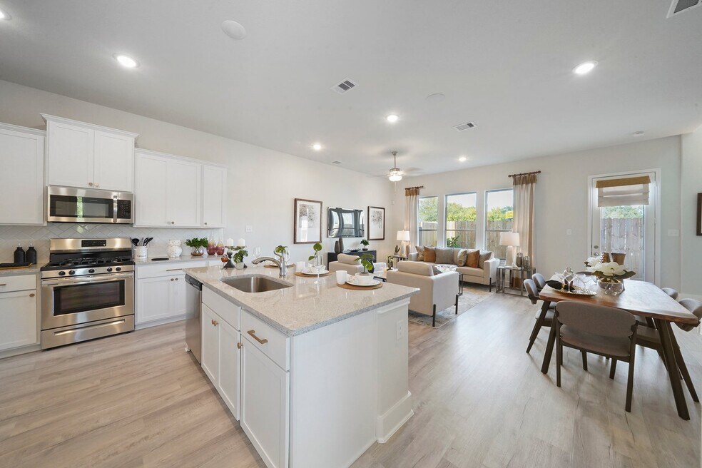 3021 Ocean Cay Dr unit 36862061, Houston, TX 77047 - photo 1