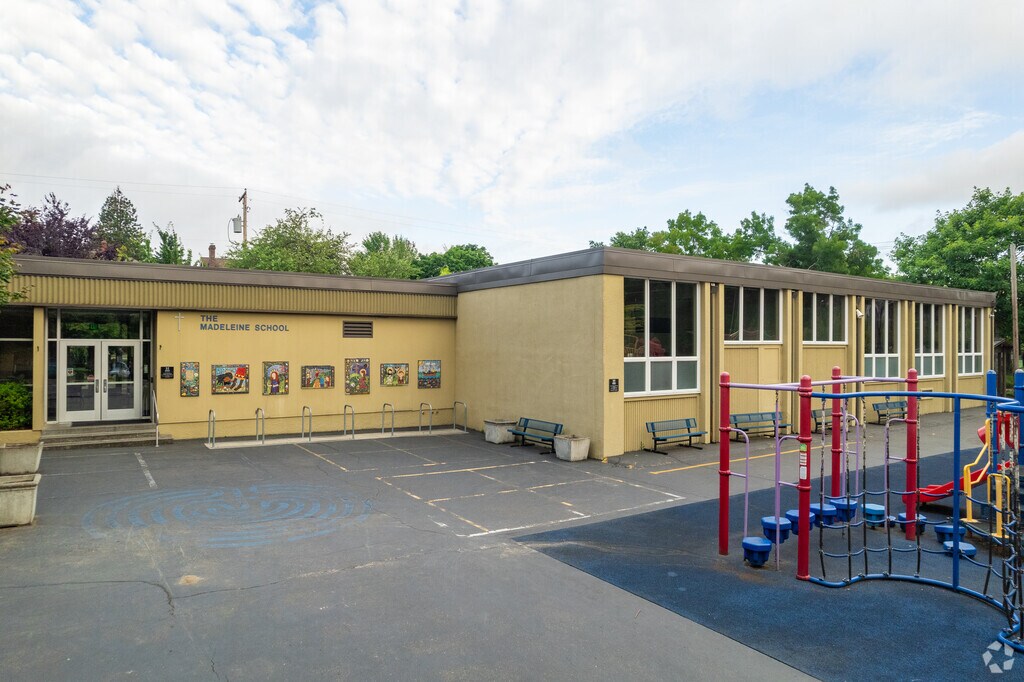 The front of The Madeleine Elementary School.
