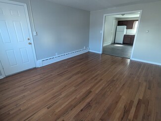 641 Newhall St Unit 1R, Hamden, CT 06517