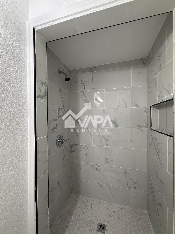 202 Florencia Ave, San Antonio, TX 78228 - photo 7