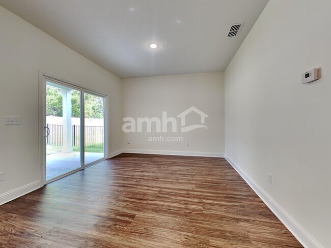 12644 Percy Ln, Jacksonville, FL 32218 - photo 6