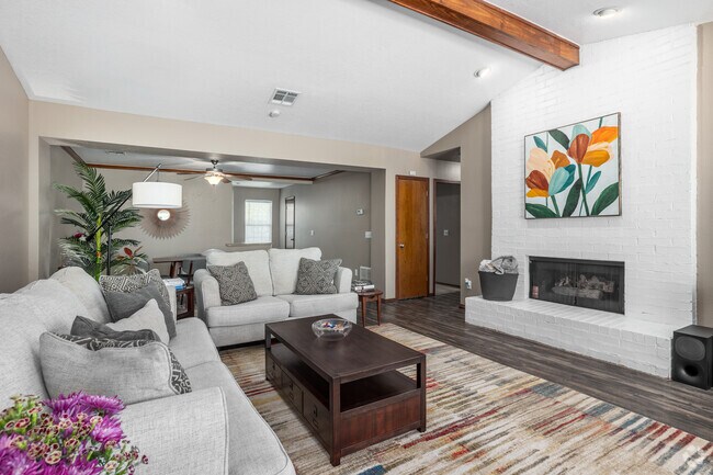 Garden Gate, Oklahoma City, OK 73116 - photo 3