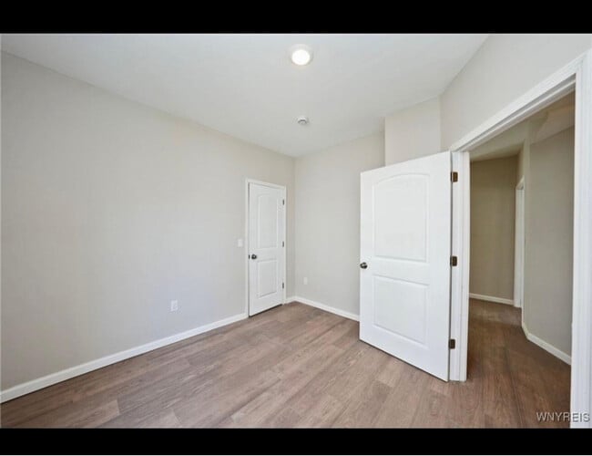 275 Genesee St unit lower, Lockport, NY 14094 - photo 2