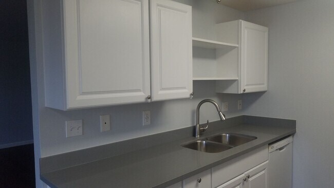 Horizon Square Apartment Homes, Everett, WA 98204 - photo 6