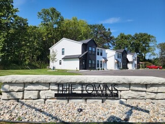 8207 Secor Rd, Lambertville, MI 48144