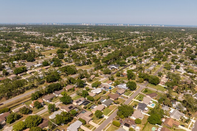 Hidden Lake is located nearby the Daytona Beach area in Port Orange.