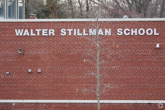 Walter Stillman Elementary School in Tenafly, NJ gets a grade of A from Niche.