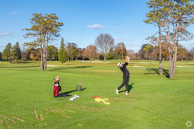 Ohio State University Golf Course is situated next to Brentwood Park.