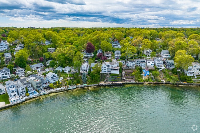 The hills on the coast of Centerport offer many of it's residents a scenic waterfront view.