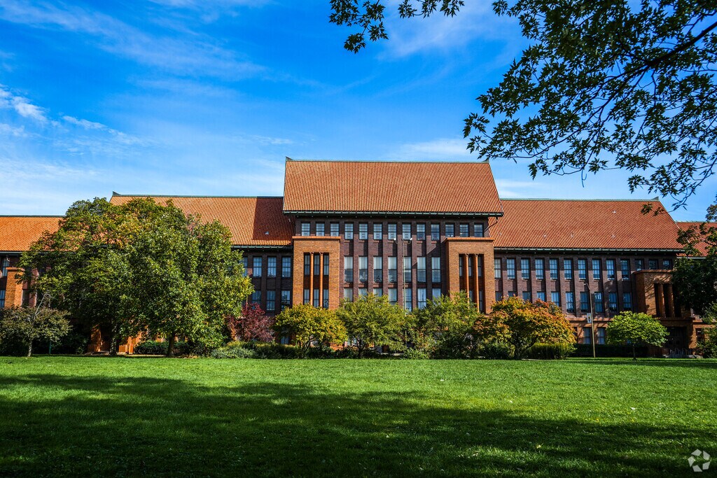 Schurz High School, Rankings & Reviews