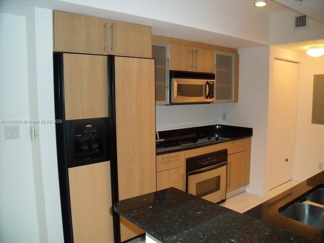 One Miami West Tower unit 2214, Miami, FL 33131 - photo 6