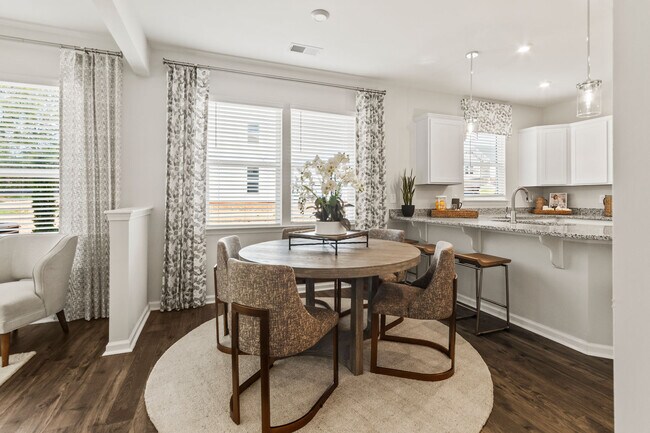 1632 Savannah Mills Dr, Spartanburg, SC 29303 - photo 7